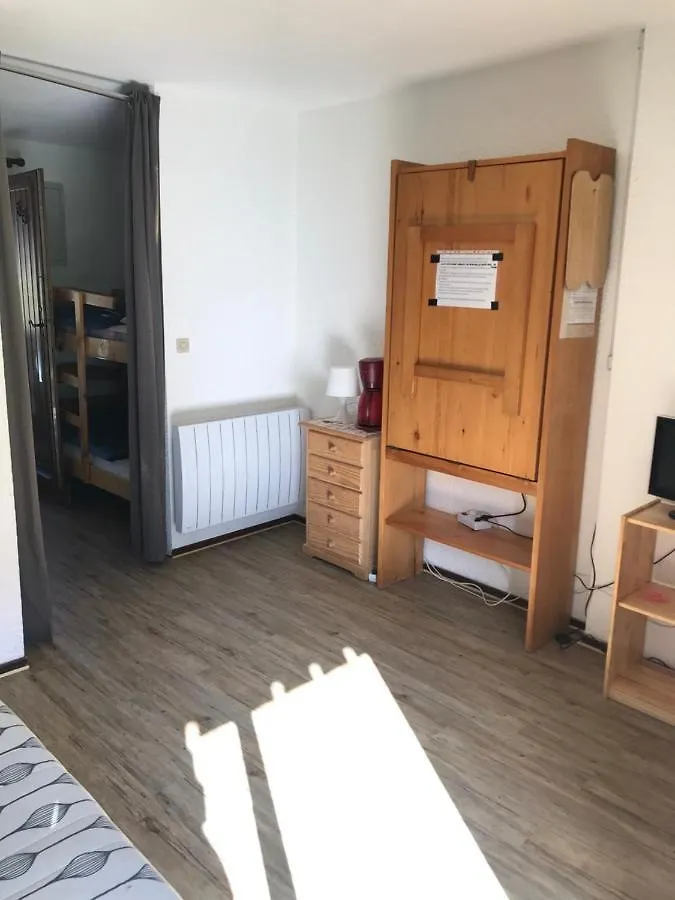 Bernex Studio Au Calme Parking Prive Apartment